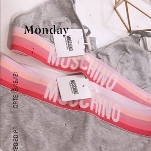 Moschino bra pantie set